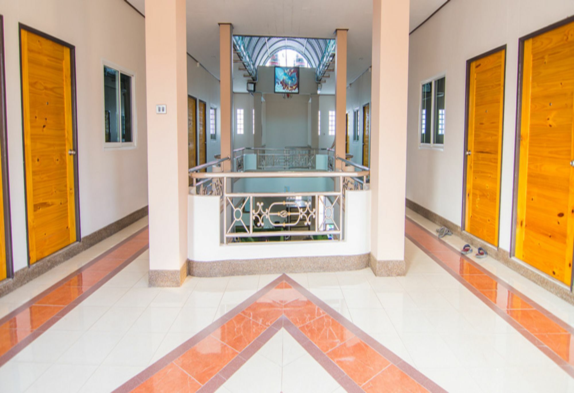 The Gallery Guest House Удон-Тхани Экстерьер фото